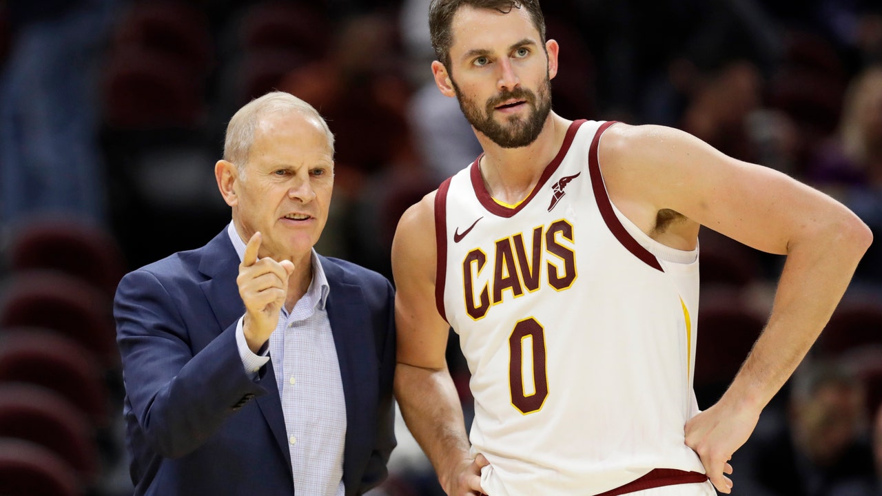 New school: Beilein leaves college to teach young Cavs